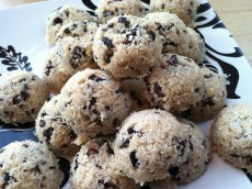 Thumbnail image for Easy Raw Coconut Macaroons with Cacao Nibs